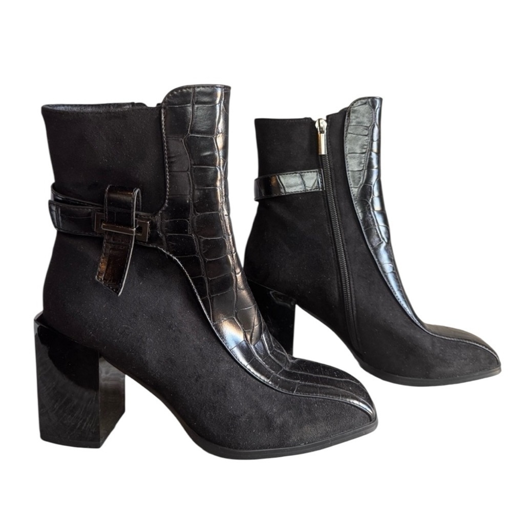 Torgeis Fontaine Black Croc-Embossed Block Heel Ankle Boots w/ Buckle Size 8 - Picture 8 of 13